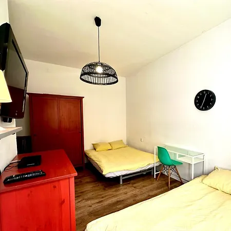 منزل للإقامة Ksiazat & Parking Obok *